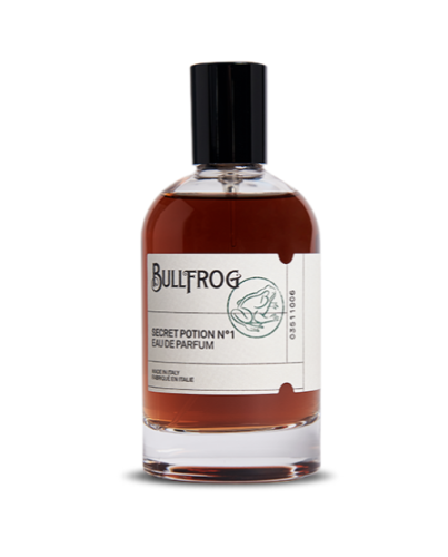 Die Herren des italienischen Friseursalons Bullfrog haben sich auch auf die Parfüms für Männer getraut! Dieses Stück wird durch die Atmosphäre der 20. Jahre des vergangenen Jahrhunderts und die amerikanische Prohibition inspiriert, in der legale Betriebe 
