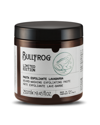 Die geheime Formel der BULLFROG Barbiere, ideal um den Bart tief zu reinigen und ein glänzenderes, weicheres und ordentlicheres Aussehen zu erhalten. Inspiriert von den Handwaschpasten, die in KFZ Werkstätten verwendet werden, eignet es sich perfekt als v
