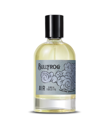 Die Eau de Toilette-Linie Elements des renommierten Mailänder Friseursalons Bullfrog hat sich ein ziemlich ehrgeiziges Ziel in den Kopf gesetzt: jedes der vier Elemente, in diesem Fall die Luft, in einzelnen Düften einzufangen.