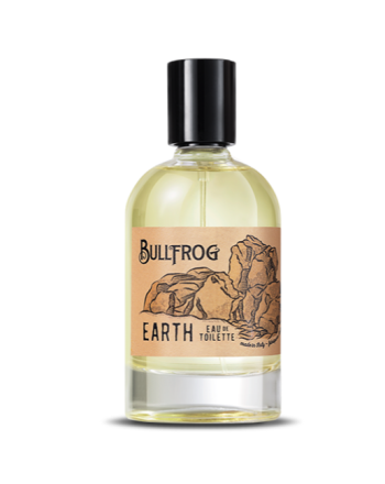 Die Eau de Toilette-Linie Elements des renommierten Mailänder Friseursalons Bullfrog hat sich ein ziemlich ehrgeiziges Ziel in den Kopf gesetzt: jedes der vier Elemente, in diesem Fall die Erde, in einzelnen Düften einzufangen.